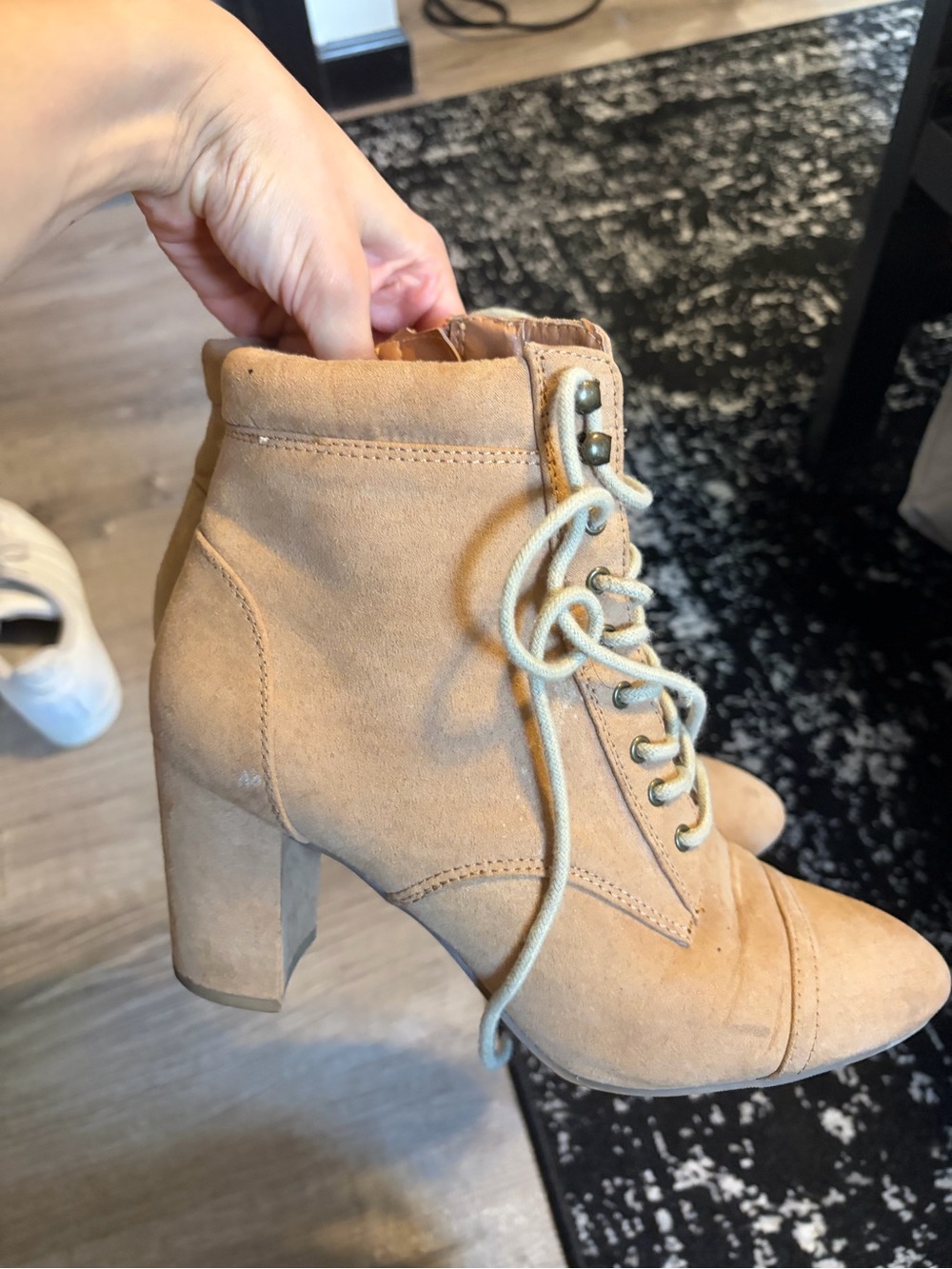 Justin Boots Tan Suede Lace-Up Block Heel Ankle Boots